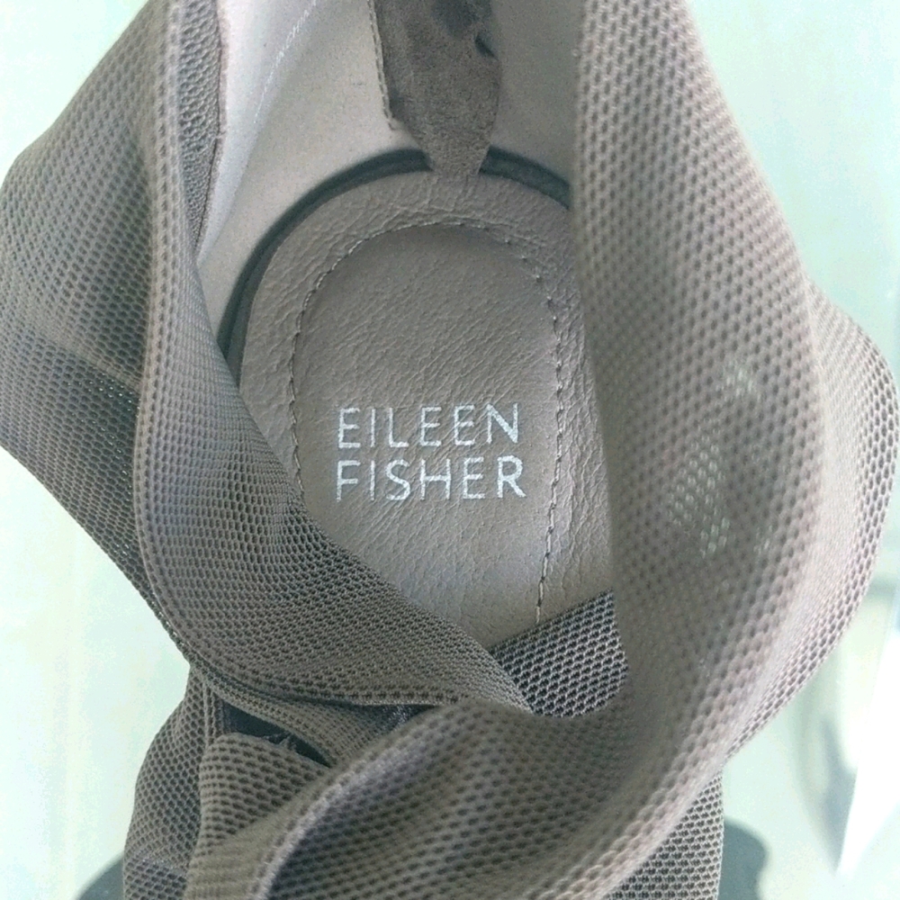 Sandals - Picture 3 of 5